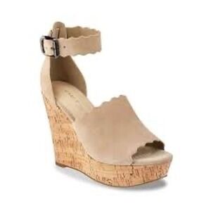 Marc Fisher Hayo Cork High Wedge Platform Sandals Scalloped Ankle Strap Comfy 10